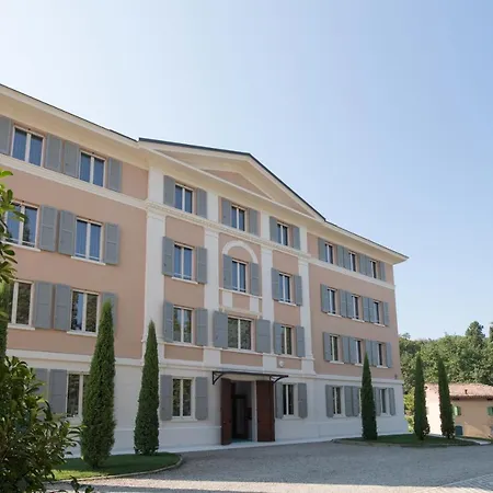 Hostel Al Santuario Di Fiorano Charming *