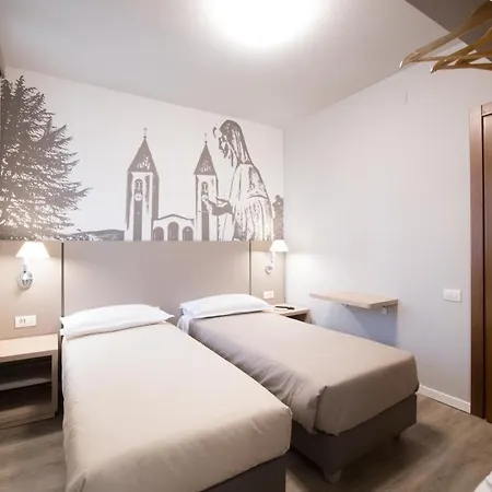 Al Santuario Di Fiorano Charming Hostel *