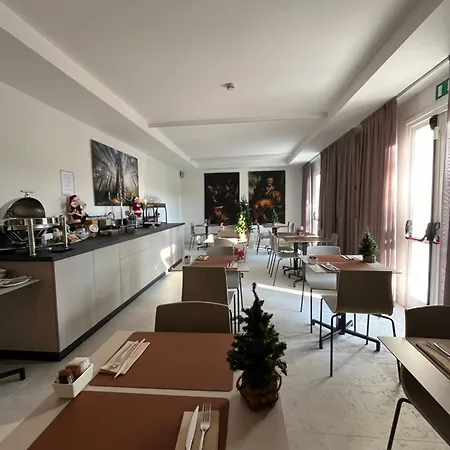 Al Santuario Di Fiorano Charming Hostel *